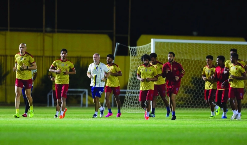 مينيز يقود تدريبات النصر اللياقية أمس (إعلامي النصر)