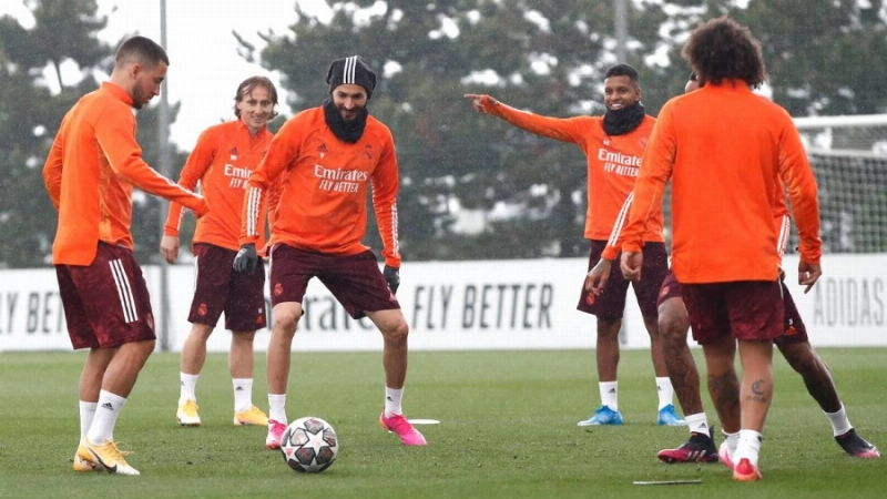 جانب من تدريبات ريال مدريد أمس الأول (موقع ريال مدريد)