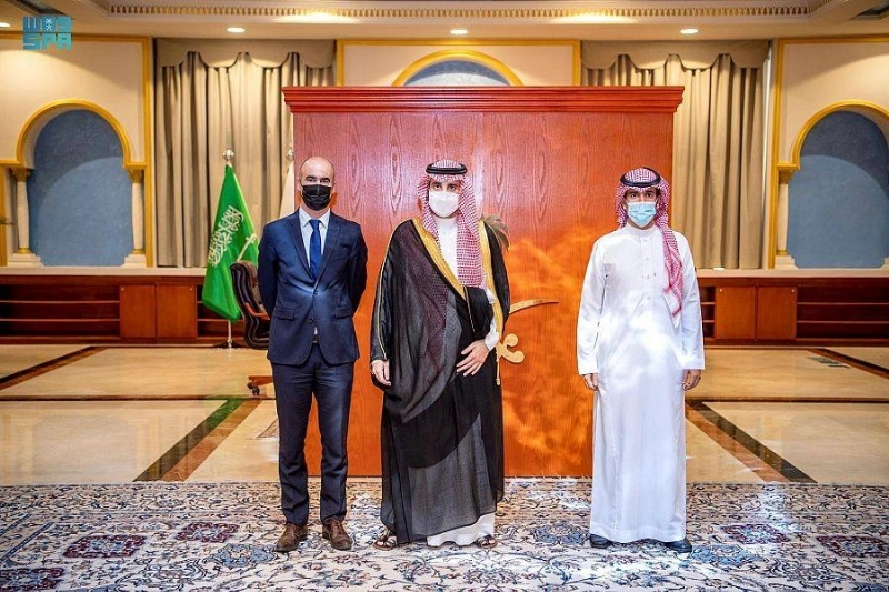 على هامش اللقاء