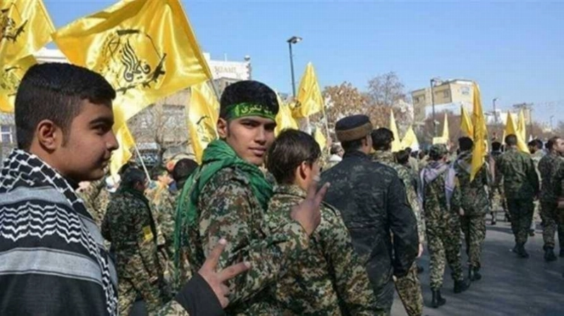 عناصر من فاطميون في صفوف الحوثيين