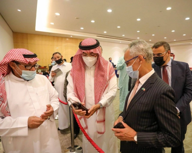 قناصل الدول الشقيقة والصديقة على مائدة إفطار رجال الأعمال بمكة المكرمة
