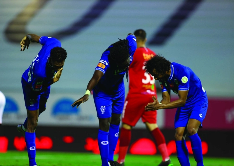 احتفالية الشهراني وقوميز مع كنو (إعلامي الهلال)