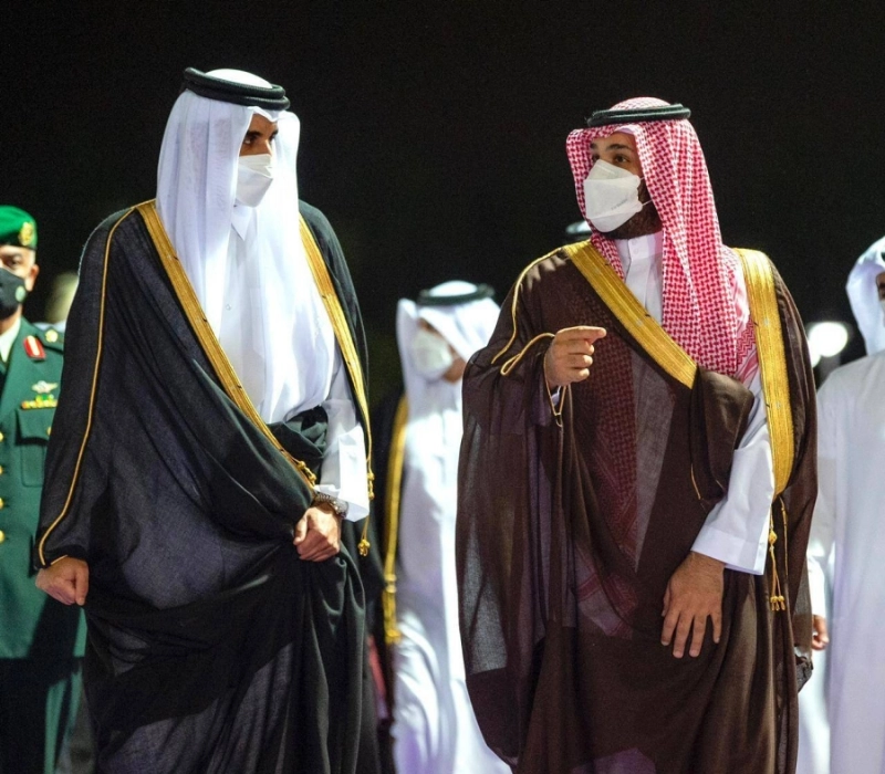 ولي العهد لدى استقباله أمير قطر في جدة (واس)