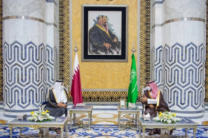 ولي العهد لدى استقباله أمير قطر في جدة (واس)