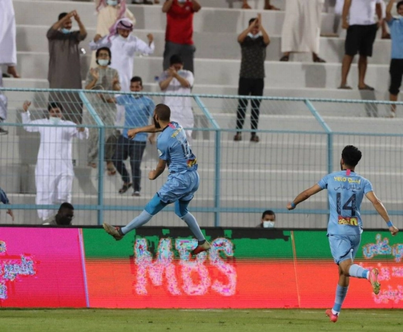 الجبلي يحتفل أمام جمهور الباطن