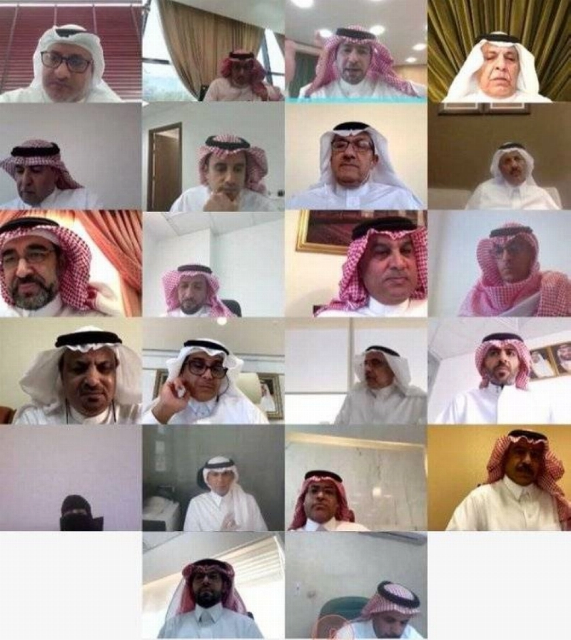 جانب من اجتماع لجنة الحج والإسكان والخدمات (مكة)