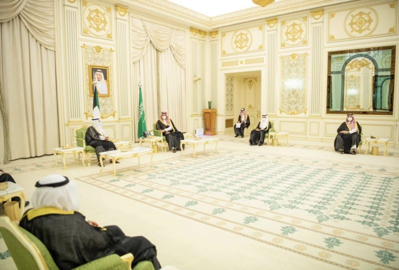ولي العهد يتسلم رسالة خطية لخادم الحرمين الشريفين من أميرالكويت ويعقد اجتماعاً مع ولي العهد الكويتي (واس)