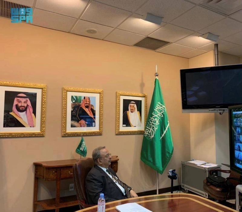 عبدالله المعلمي خلال اللقاء (واس)