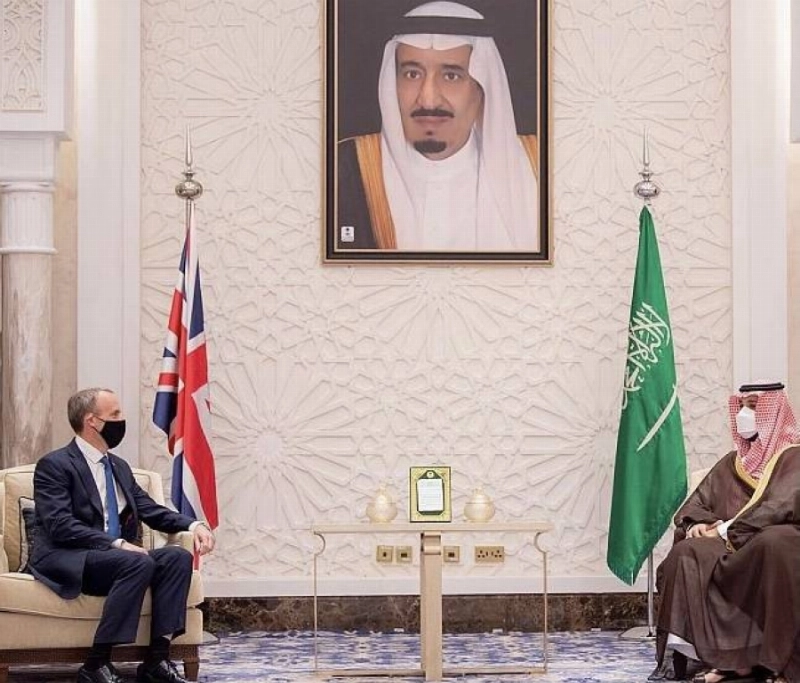 ولي العهد يلتقي وزير الخارجية البريطاني