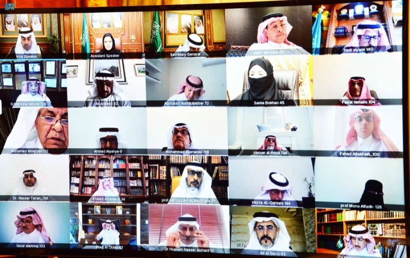 من جلسة الشورى أمس (مكة)
