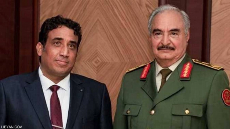 حفتر خلال لقائه بالمنفي