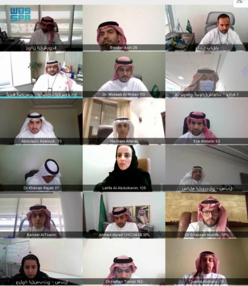 من اجتماع لجنة النقل بمجلس الشورى (مكة)
