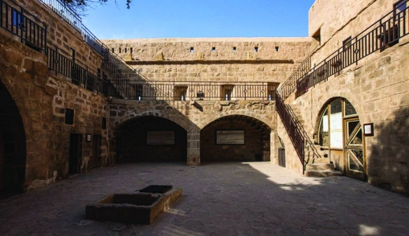 من المواقع الأثرية بتبوك (مكة)