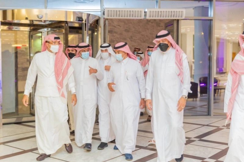 دشن رئيس اتحاد الغرف السعودية رئيس مجلس إدارة غرفة الرياض عجلان العجلان مساء أمس (الاثنين) مركز مكة للتحكيم التجاري بغرفة مكة المكرمة