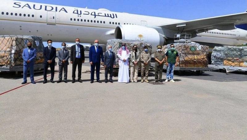 وصول الطائرة الإغاثية الثالثة إلى تونس ضمن الجسر الجوي السعودي