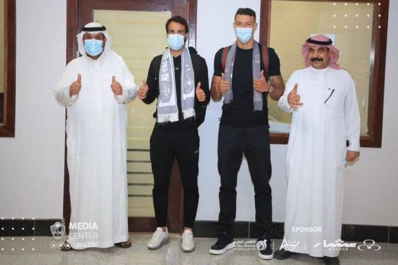 وصول مارسيلو فيريرا ولوكاس ألفيس