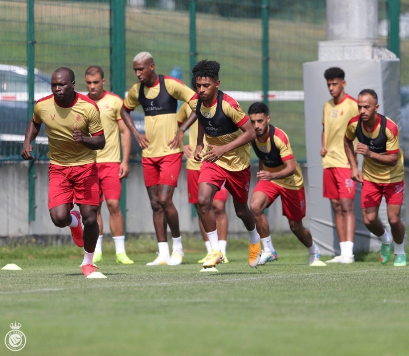 جانب من تدريبات النصر أمس في بلغاريا
