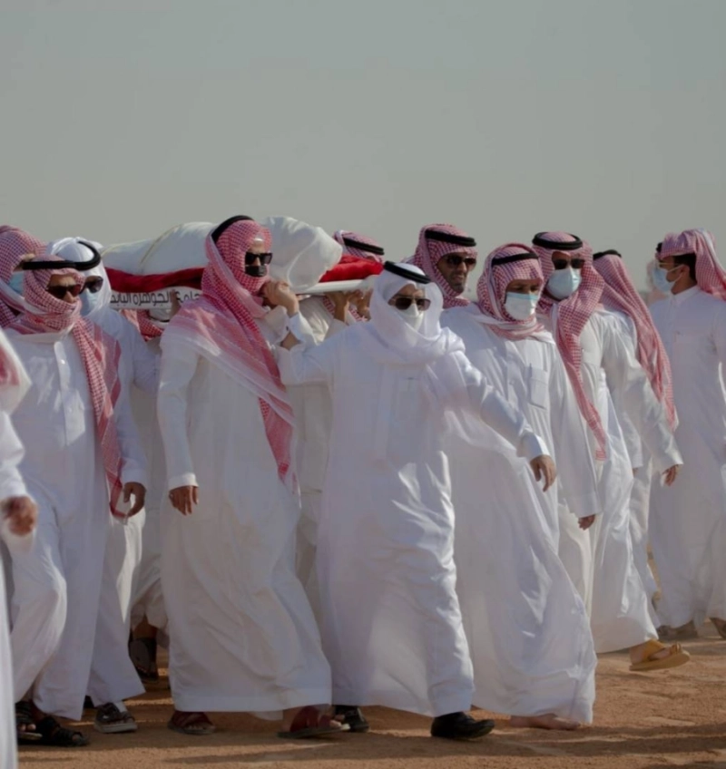 جموع غفيرة تشيع الأكاديمي والإعلامي ناصر البراق