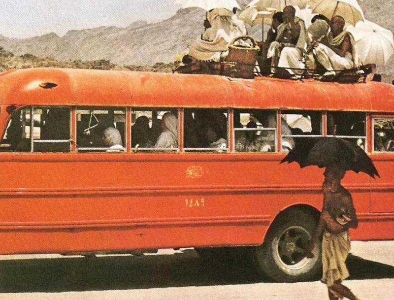 باصات كانت تستخدم في نقل الحجاج سابقا (مكة)