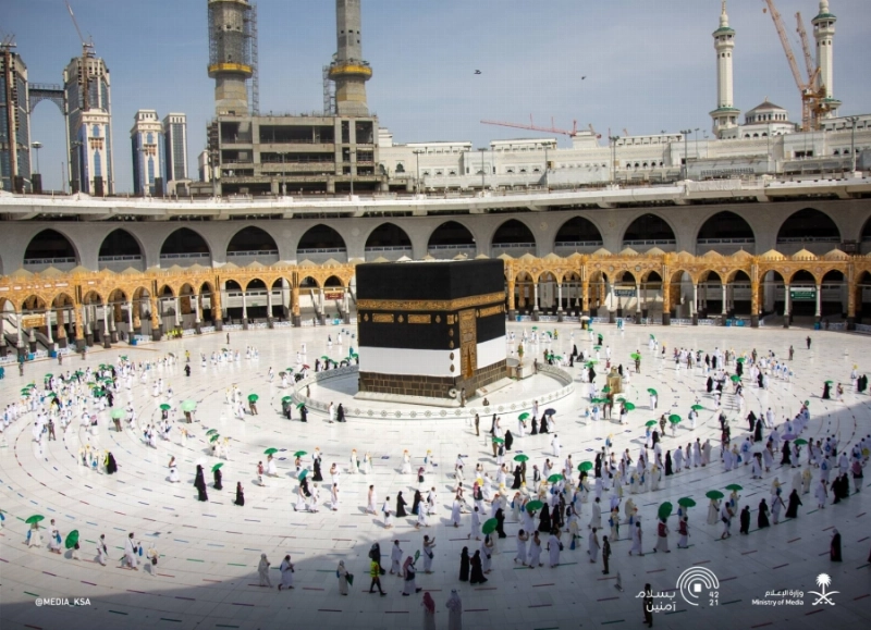حجاج يؤدون طواف القدوم (مكة)