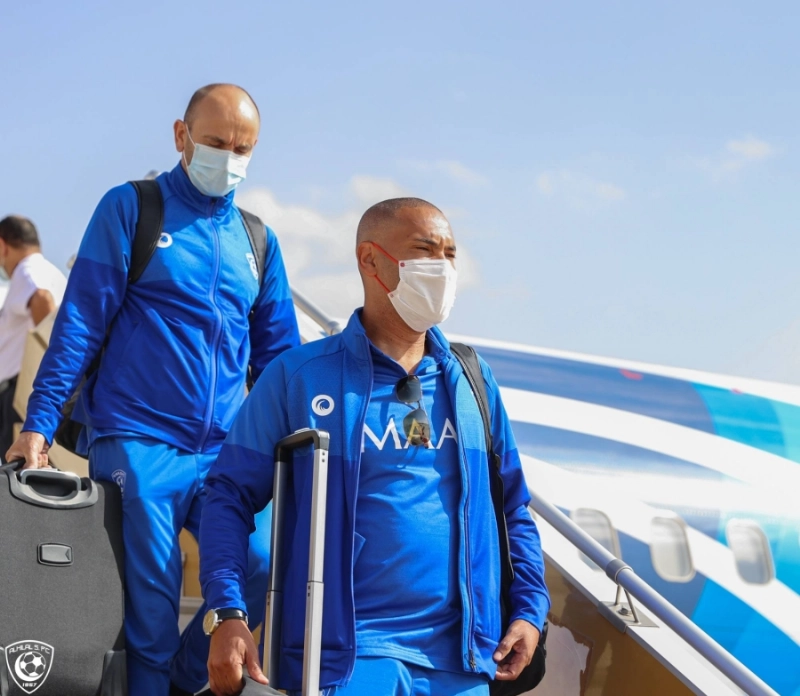 لحظة وصول بعثة الهلال
