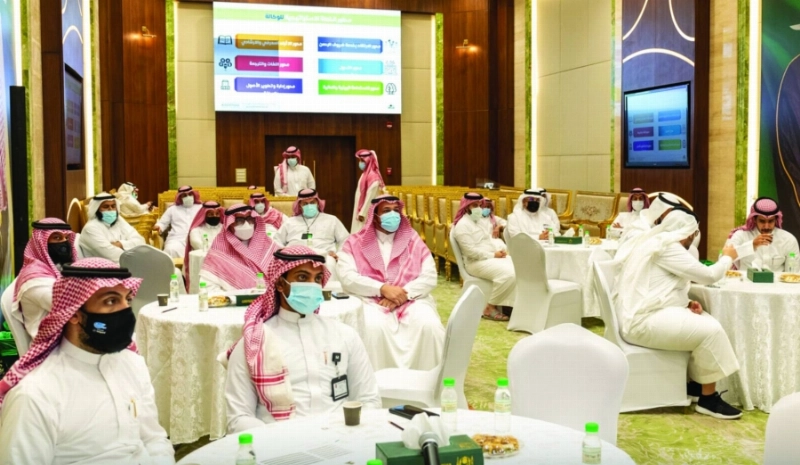 مشاركون في ورشة العمل (مكة)