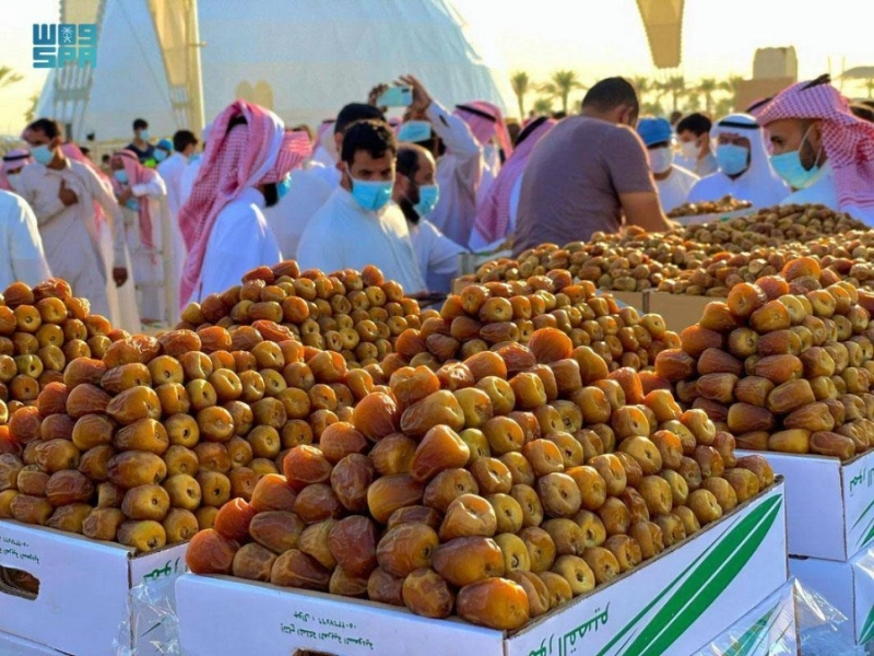 من موسم عنيزة للتمور (مكة)