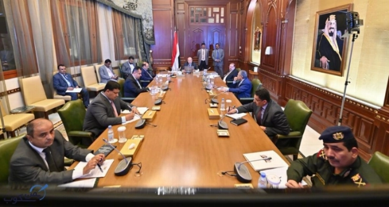 هادي يترأس اجتماع مجلس الدفاع الوطني (مكة)