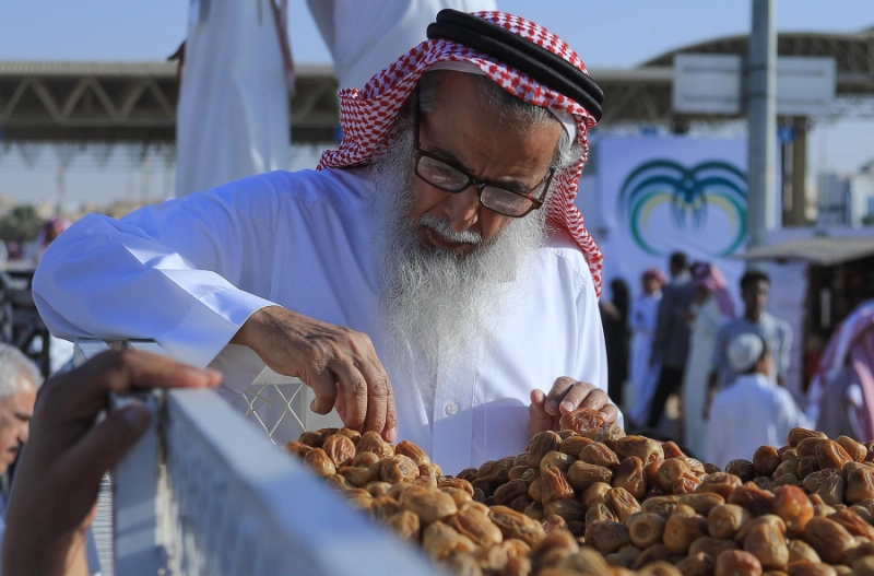 من تمر القصيم (مكة)