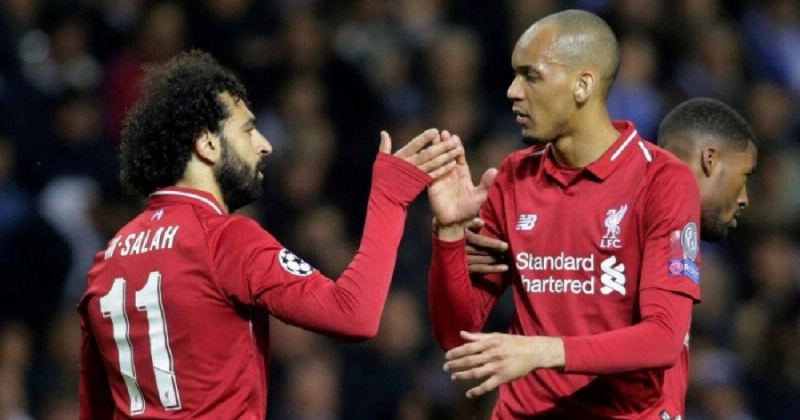 فابينيو ومحمد صلاح (د ب أ)