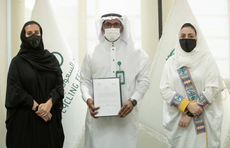 الاتحادان السعودي والآسيوي للدراجات يوقّعان مذكّرة تفاهم لتعزيز تعاونهما في تطوير اللعبة