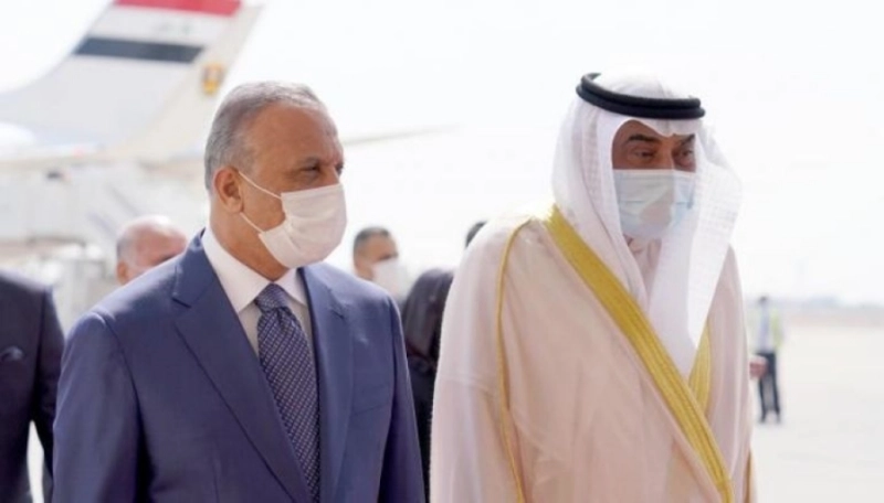 أمير الكويت لدى استقباله الكاظمي (مكة)
