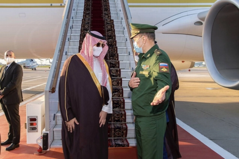 نائب وزير الدفاع يصل إلى روسيا للمشاركة في الملتقى العسكري التقني الدولي (واس)