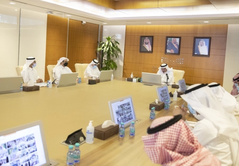 حمد آل الشيخ خلال ترؤسه الاجتماع (مكة)