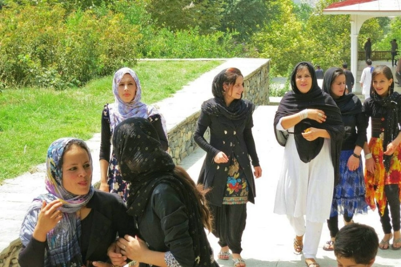 أفغانيات في الجامعة (مكة)