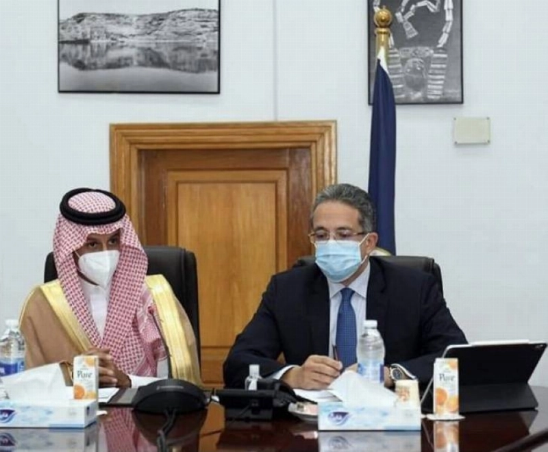 وزير السياحة يلتقي نظيره المصري (واس)