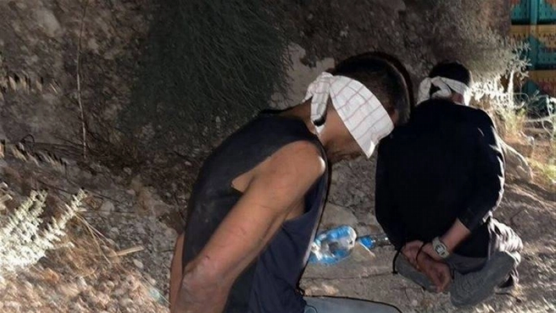 لحظة اعتقال الأسرى الفلسطينيين (مكة)