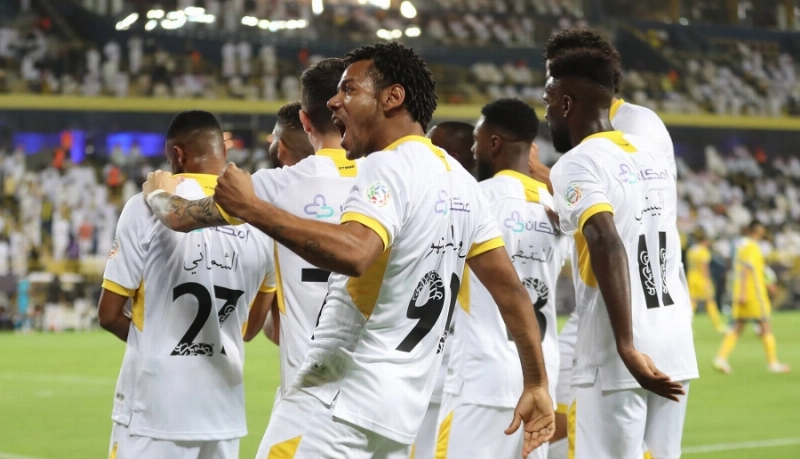 فرحة سابقة للاعبي الاتحاد
