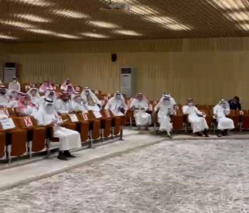 من لقاء القويحص بسكان مخططات ولي العهد (مكة)
