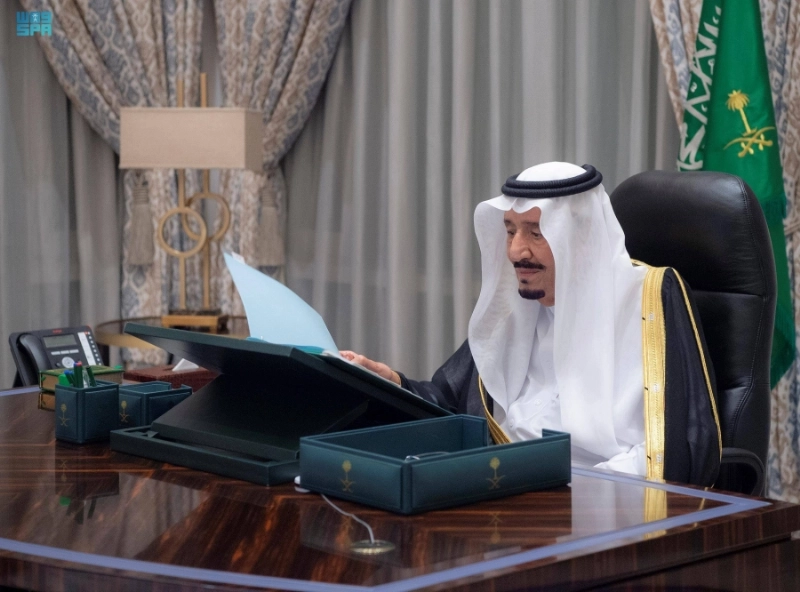 خادم الحرمين لدى ترؤسه جلسة مجلس الوزراء (واس)