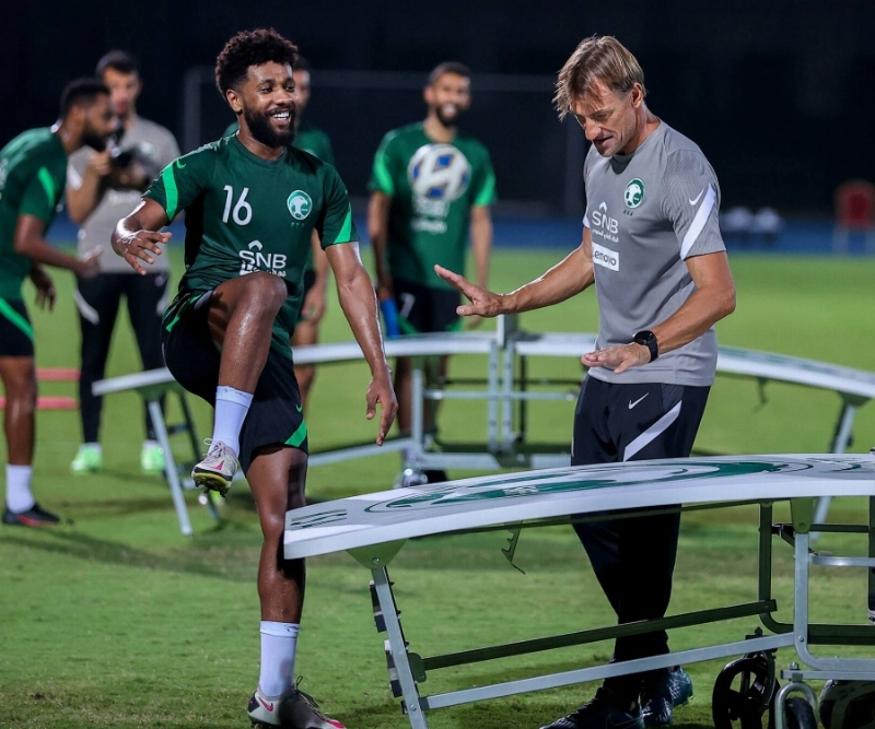من تدريبات الأخضر تمهيدا لمواجهة الصيني