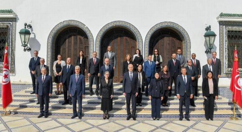 الحكومة التونسية الجديدة بعد أداء اليمين (مكة)