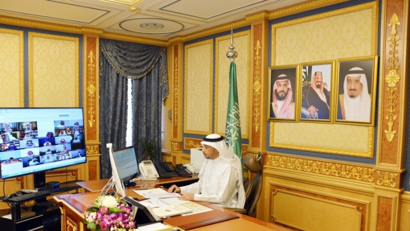 من جلسة الشورى أمس (مكة)
