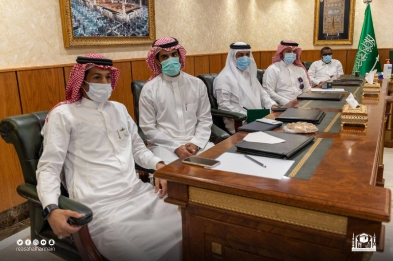جانب من اجتماع اللجنة (مكة)