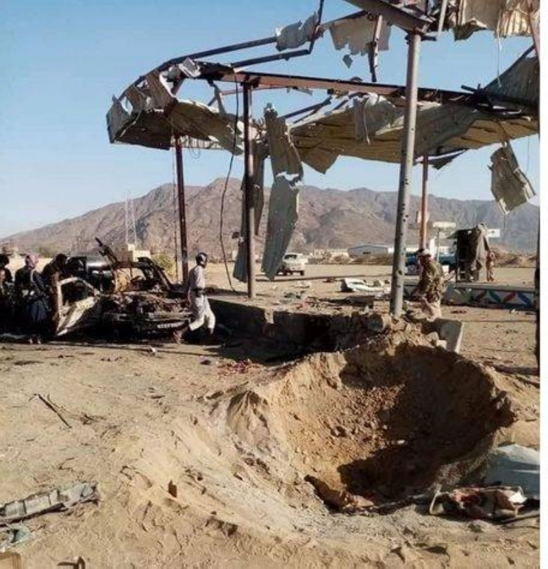 جانب من الدمار الذي خلفته الصواريخ بالجوبة في مأرب (مكة)