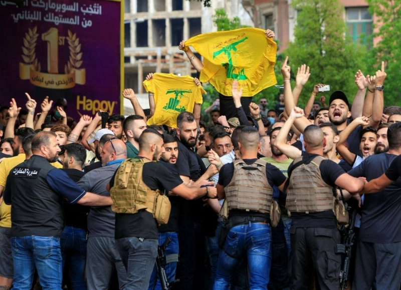 مظاهرات حزب الله لتعطيل التحقيق في مرفأ بيروت (مكة)