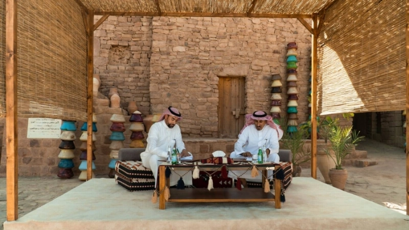 جانب من توقيع الاتفاقية