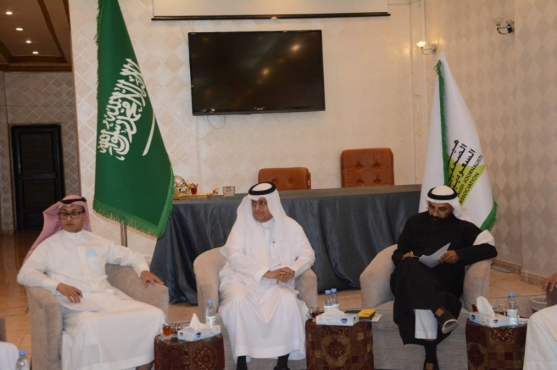 تحويلها إلى منطقة واستكمال المتعثرة :
«هيئة صحفيي الطائف» تستقبل وفدا استشاريا لتطوير السياحة