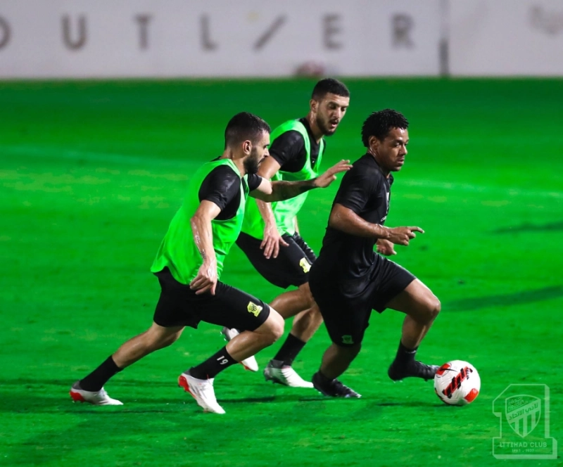 جانب من تدريبات الاتحاد استعدادا لمواجهة الحزم