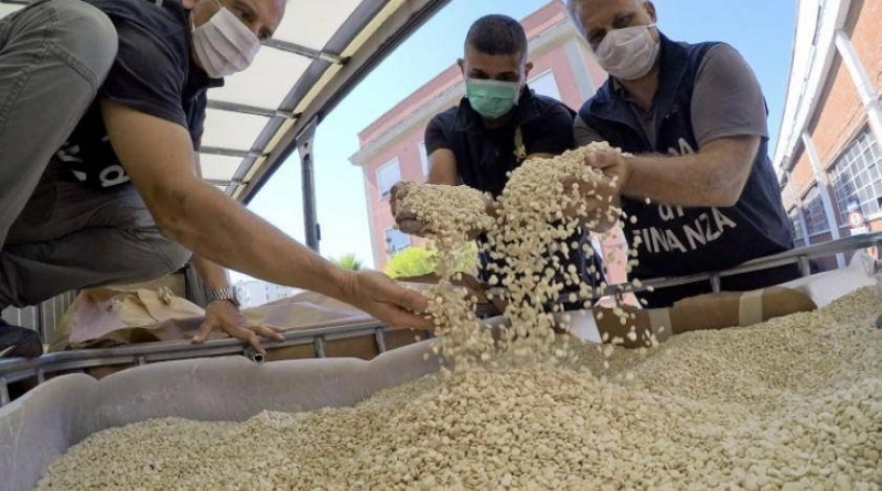 حبوب مخدرة ضبطت ببريطانيا مصدرة من لبنان (مكة)